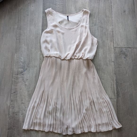 Espresso Beige Dress XL - Picture 1 of 4